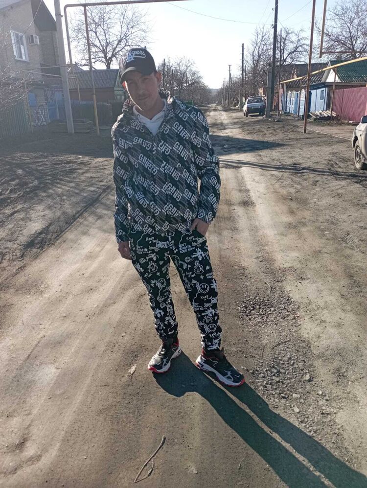  33192745  , 32 ,    