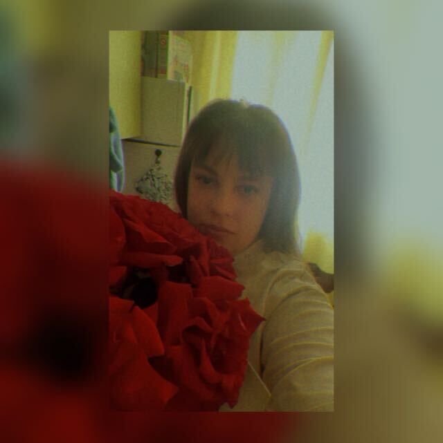  49562105  , 33 ,     