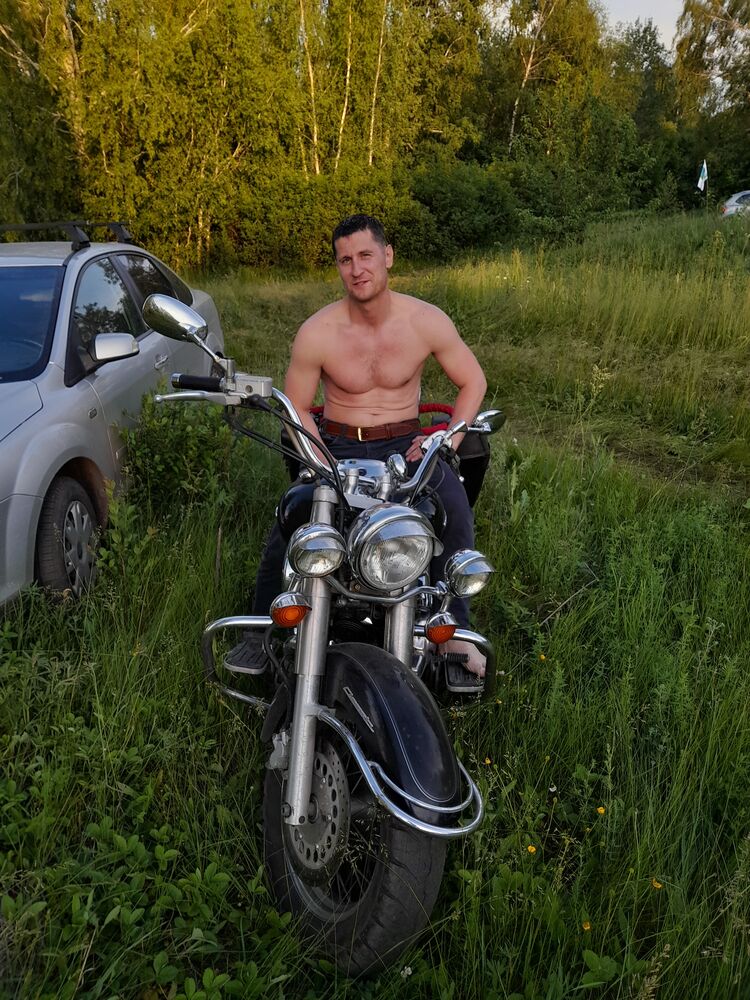  35773575  , 46 ,    