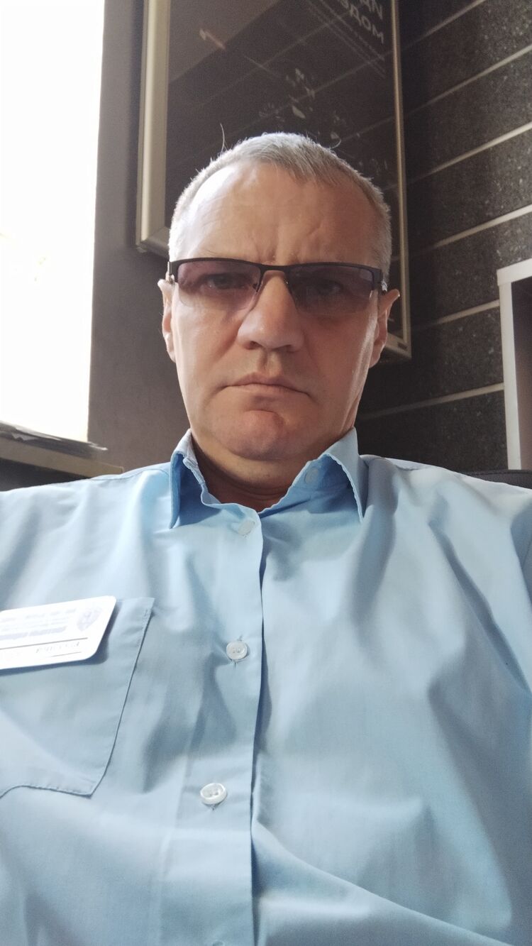  28508435  , 49 ,     