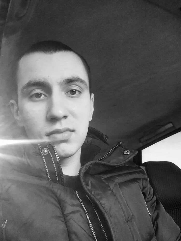  35256725  Devid, 26 ,    