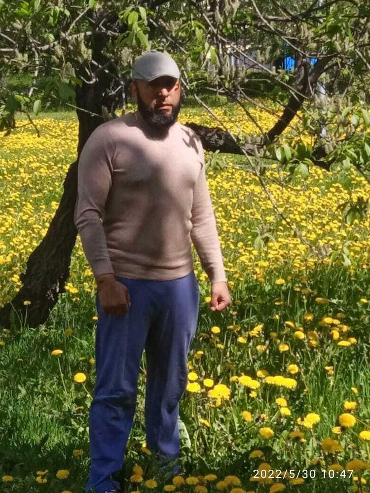  26805345  Azam, 45 ,    