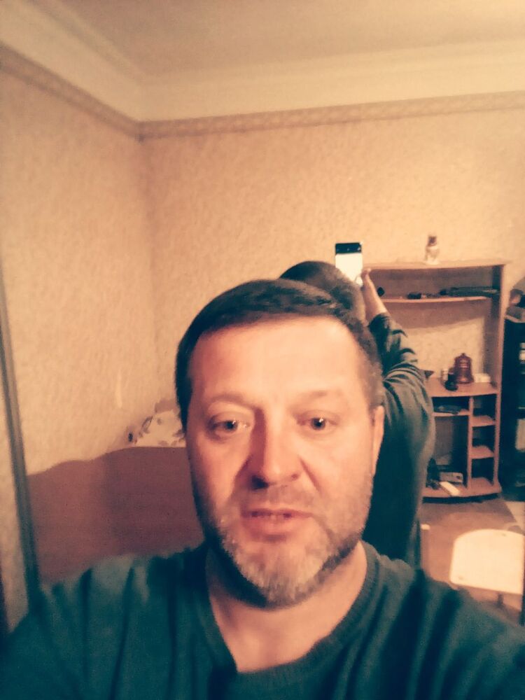  43930305  , 47 ,    