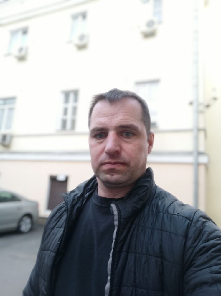  ,   Dima, 44 ,   ,   , c , 