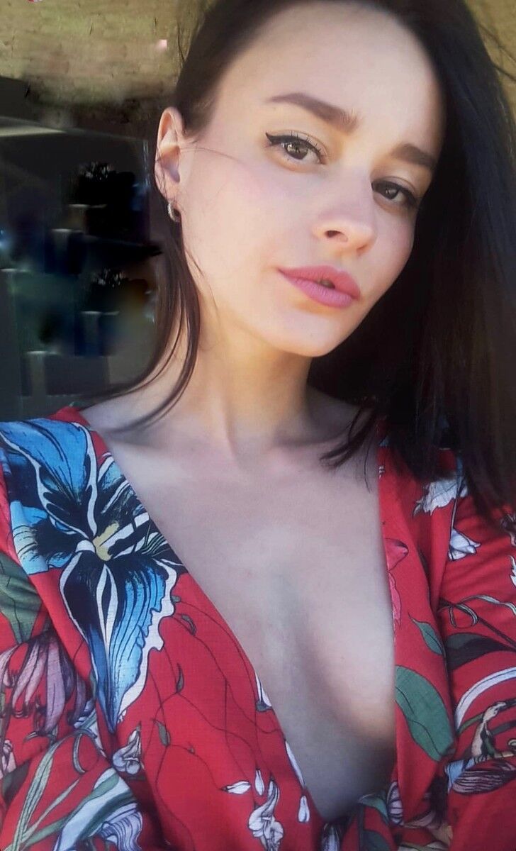  ,   Kristen, 26 ,   ,   , c 