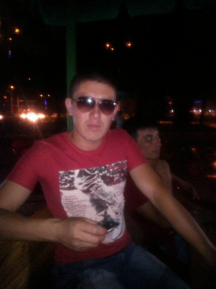  5724165  AZIZBEK, 40 ,    