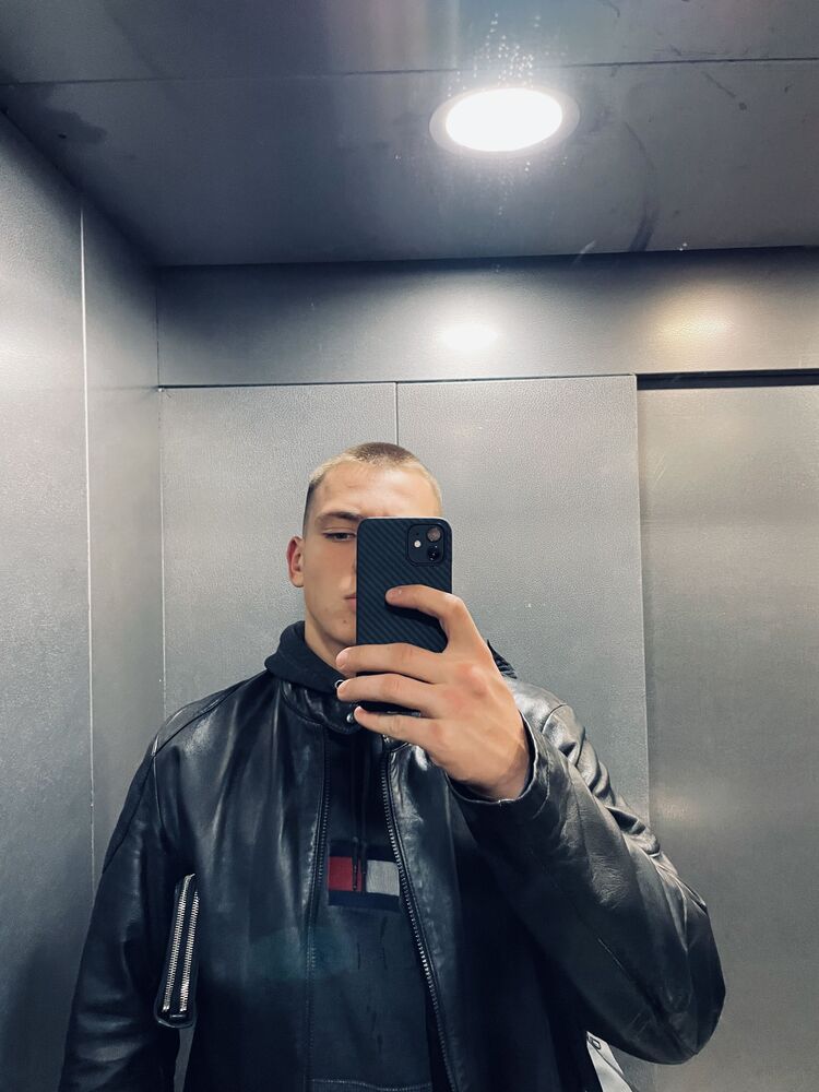  30247665  , 22 ,    -