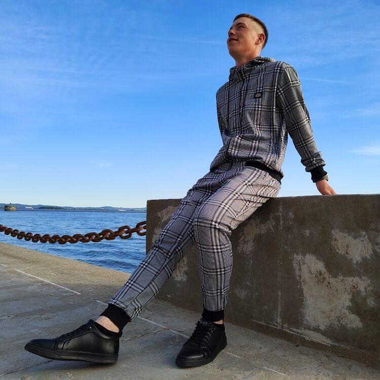 ���� 28109765 ����� �������, 23 ����, ���� ���������� � �������