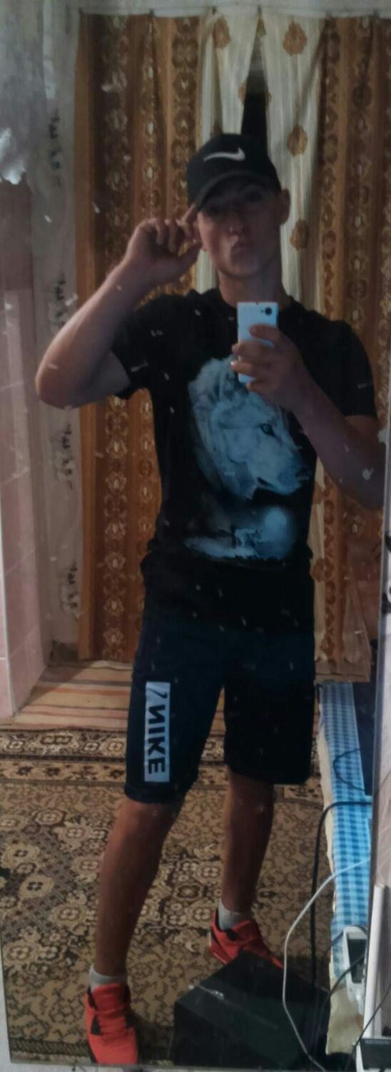  41590705  Cristi, 28 ,    