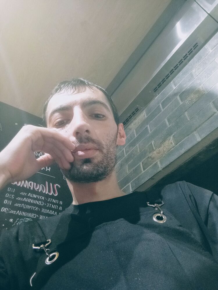  46939635  , 32 ,    