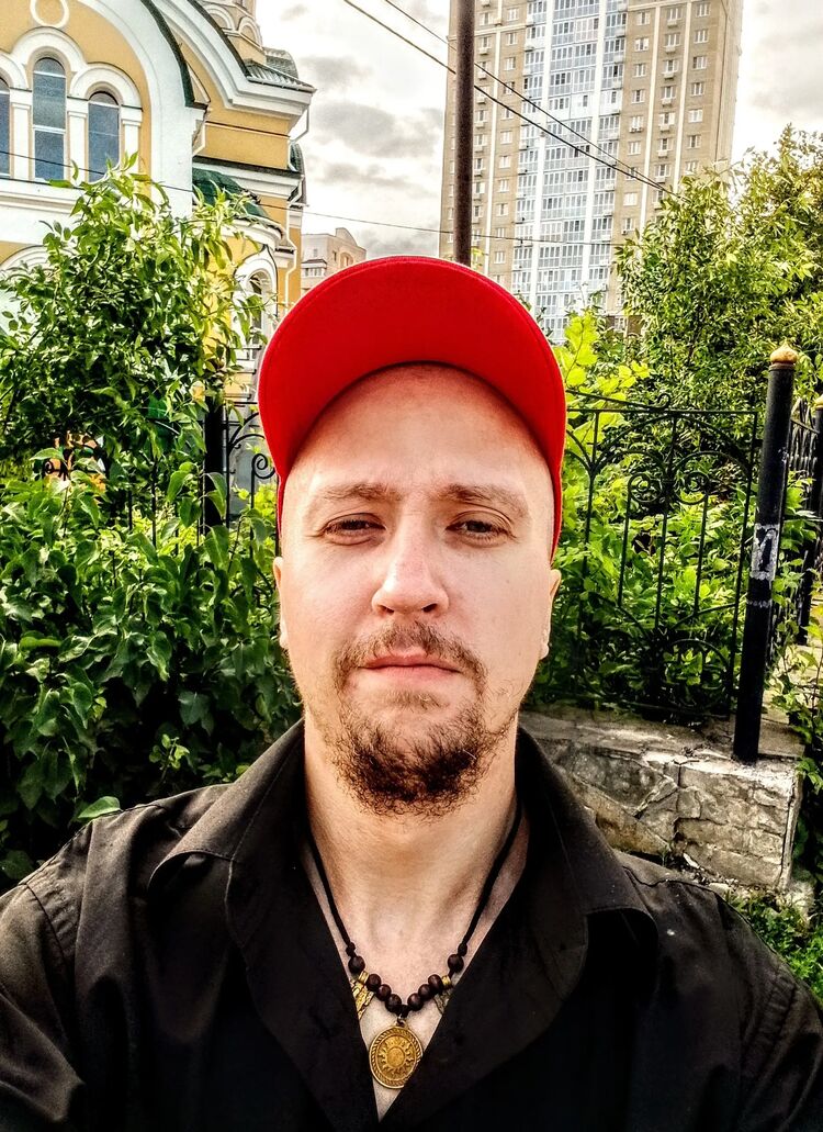  54373115  Yuriy, 32 ,    