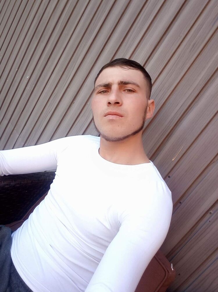  ,   Mihai, 29 ,   ,   