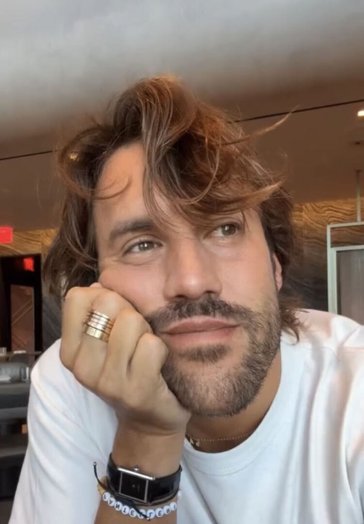 ���������� ������, ���� ������� Antonio, 48 ���, ������������ ��� ����� � ���������, c�������� ���������