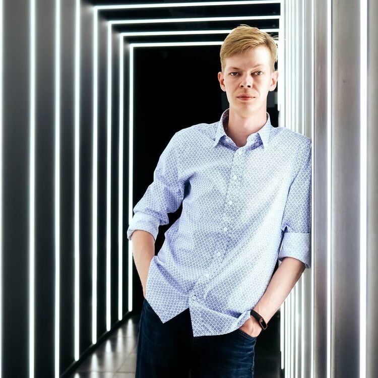 ���� 18316995 ������� ����, 38 ���, ���� ���������� � ����������