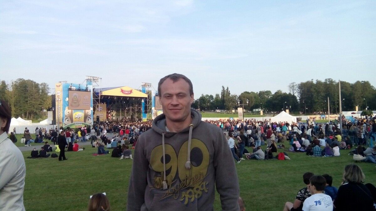  10632545  Leonid, 42 ,    