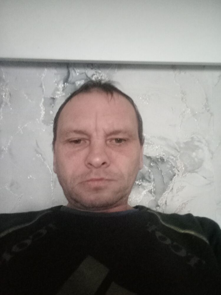  ,   Aleksandr, 41 ,   c 