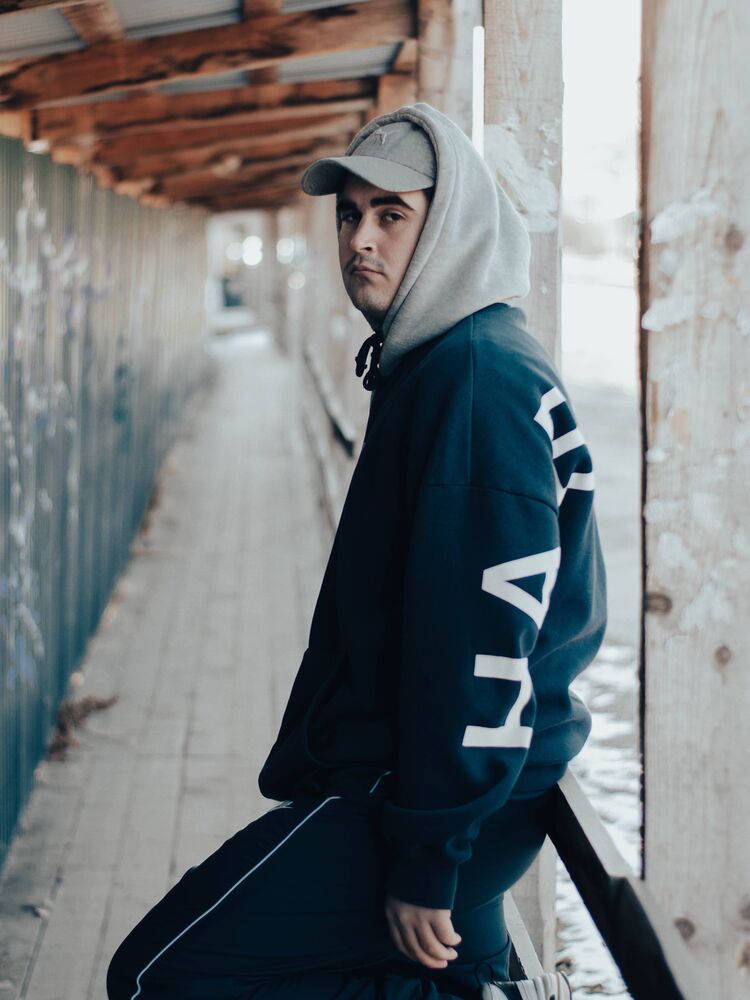 ���� 33697275 ����� �������, 24 ����, ���� ���������� � ������