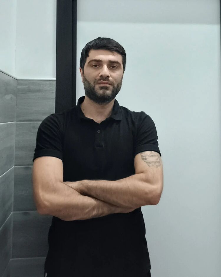 ���� 48008355 ������� ���, 37 ���, ���� ���������� � ����������