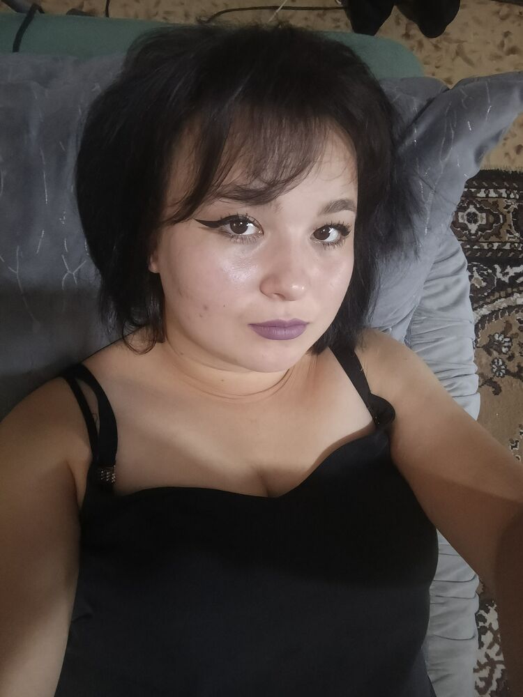  52961525  , 28 ,    