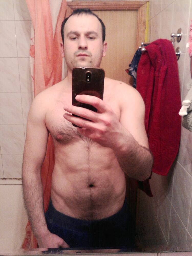  9604965  Firdavs, 32 ,    