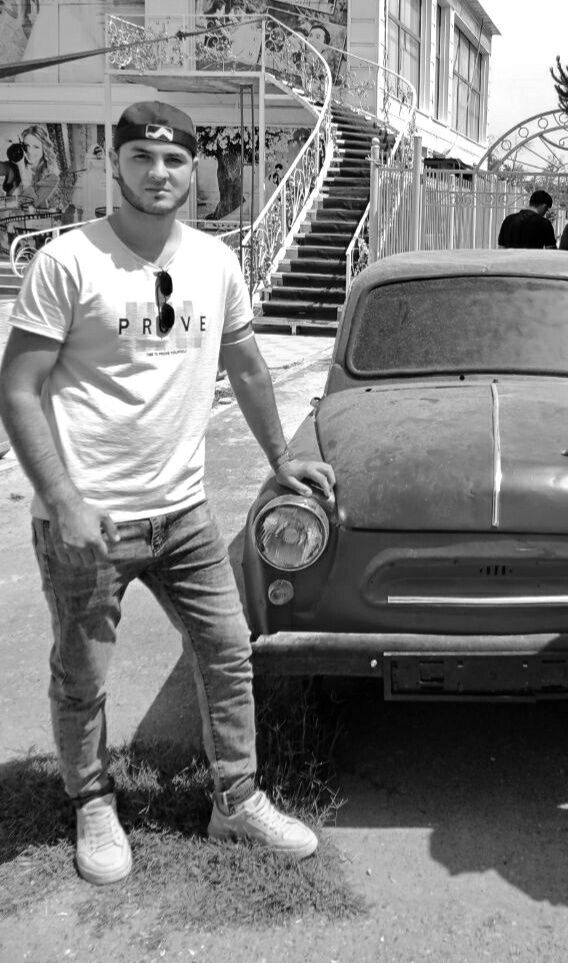  44680335  Zuxriddin, 27 ,    