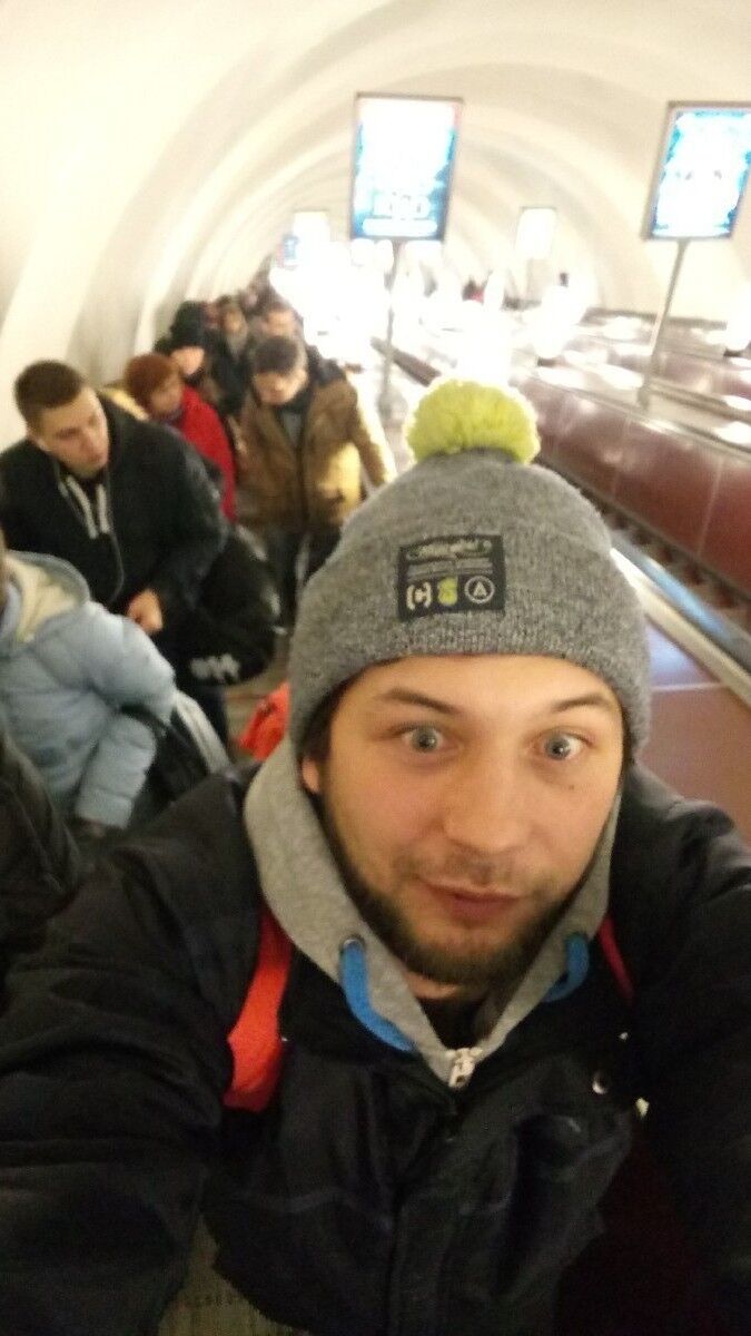  ,   Sasha, 25 ,   