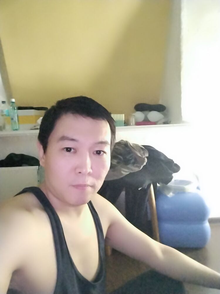  47820505  , 33 ,    