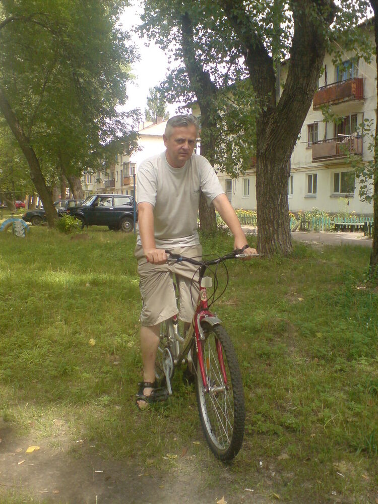  ,   Vlad, 54 ,   ,   , c 