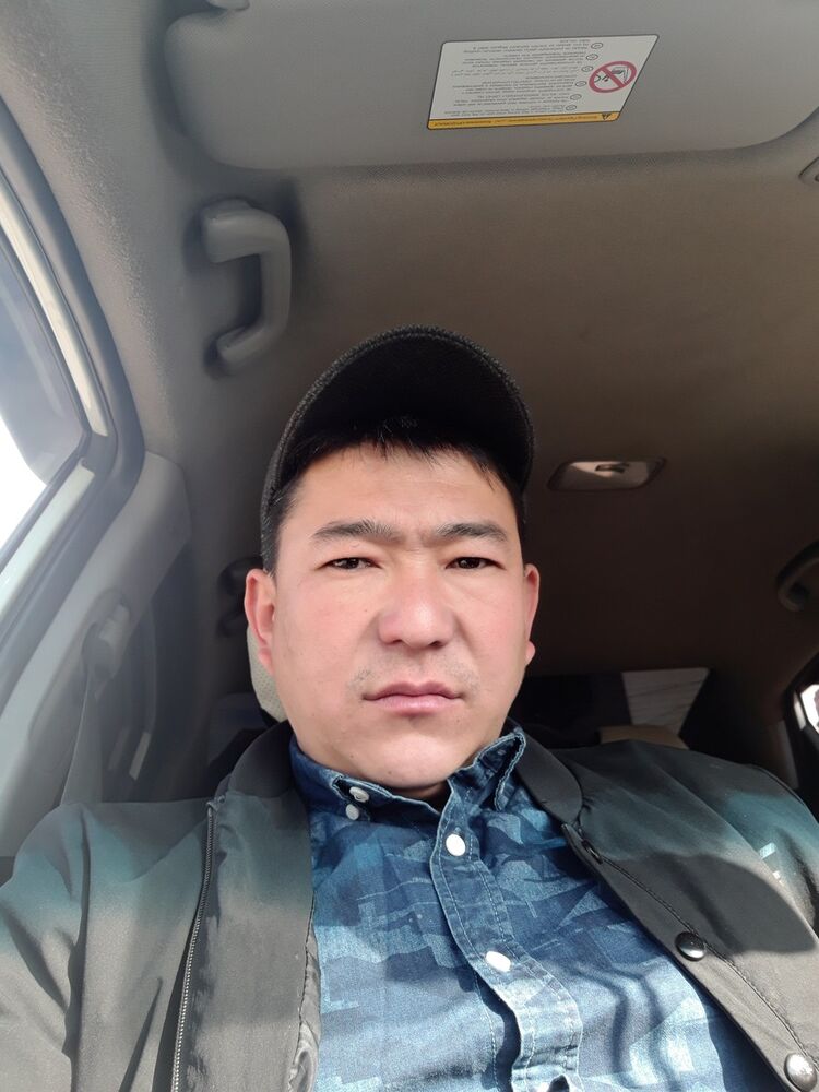  15828645  , 37 ,    