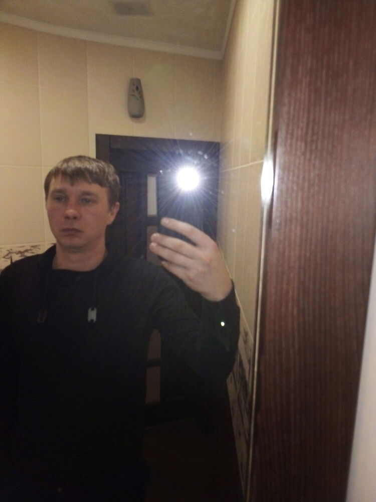  18032305  , 38 ,    