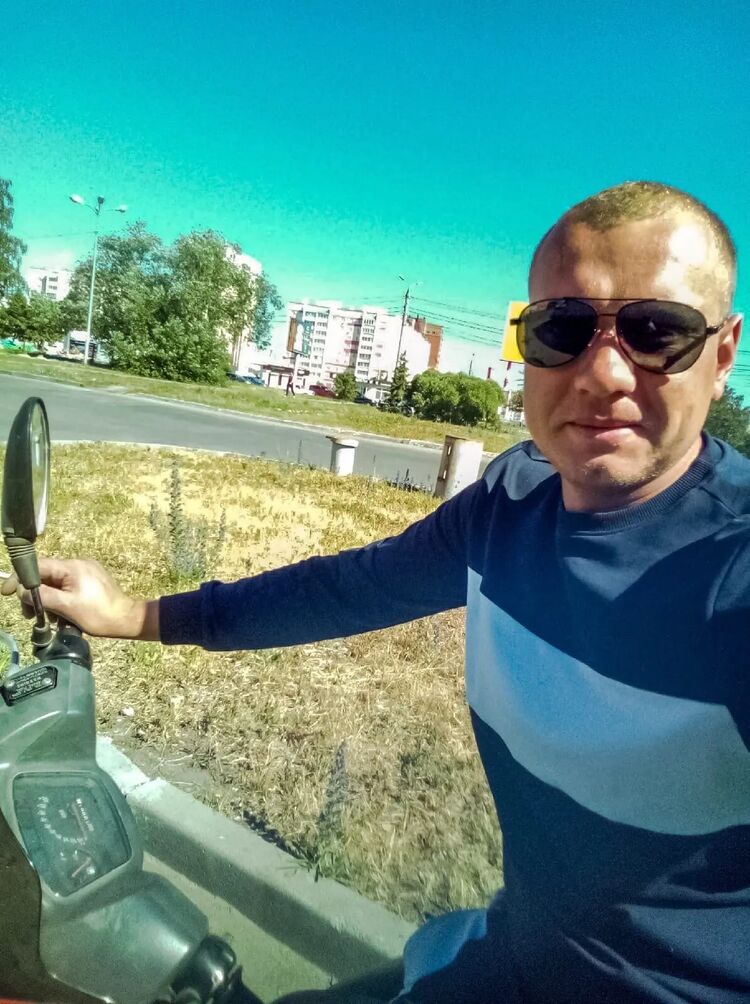  50313395  Semyon, 33 ,    