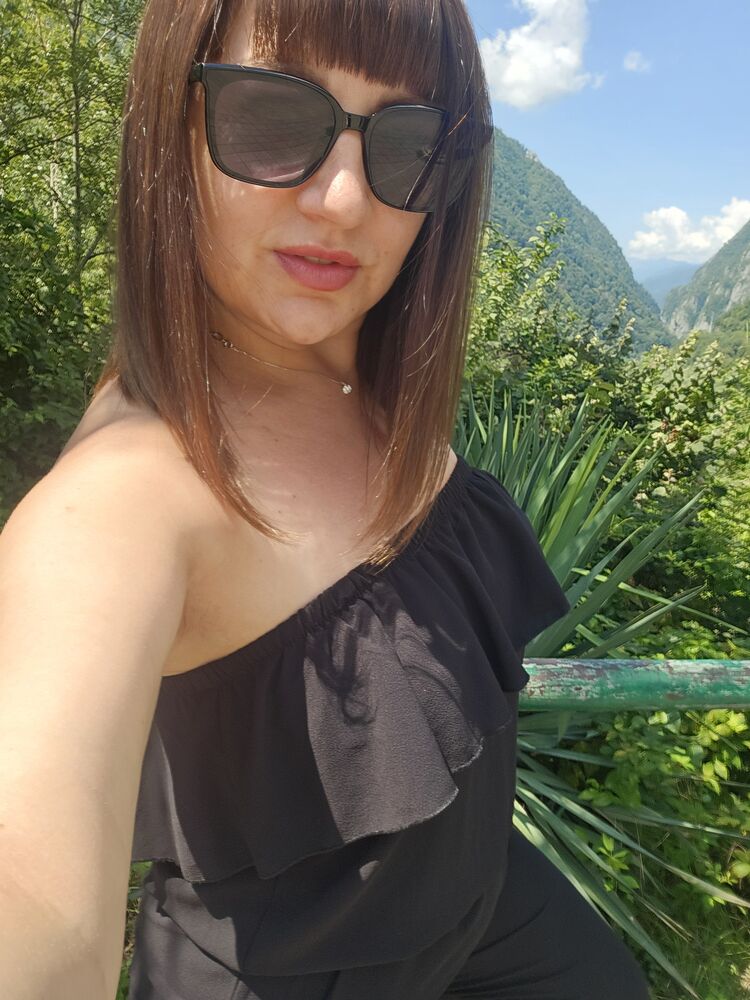  53160435  , 40 ,    -