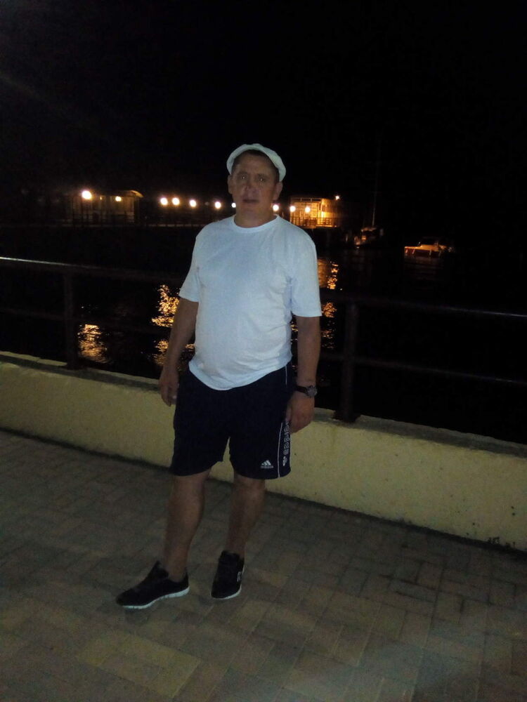  17274735  Vlad, 45 ,    
