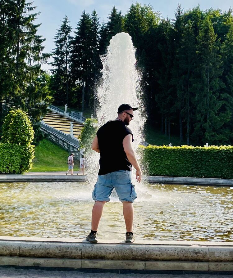  38351925  Vlad, 27 ,    