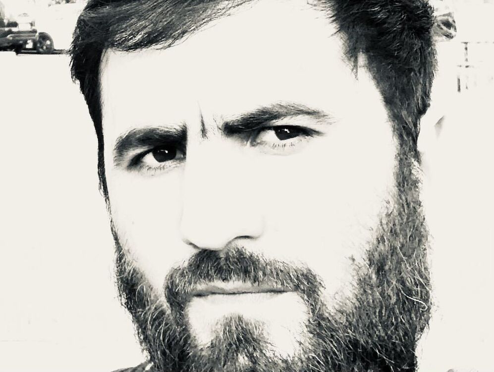  -,   , 37 ,  