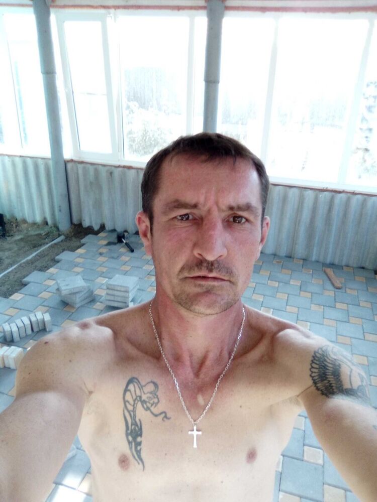  21798565  , 44 ,    