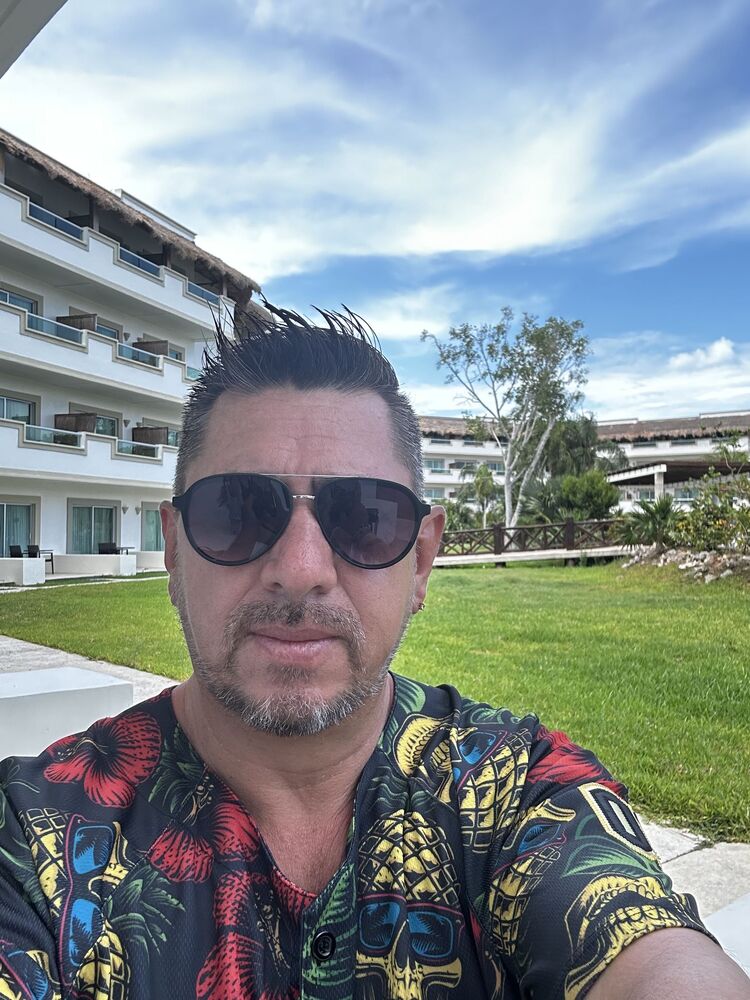  Toto,   Ivan chaverr, 47 ,     , c , 