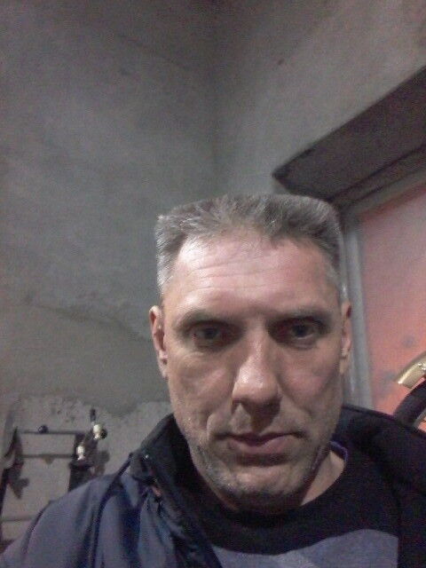  -,   , 52 ,   