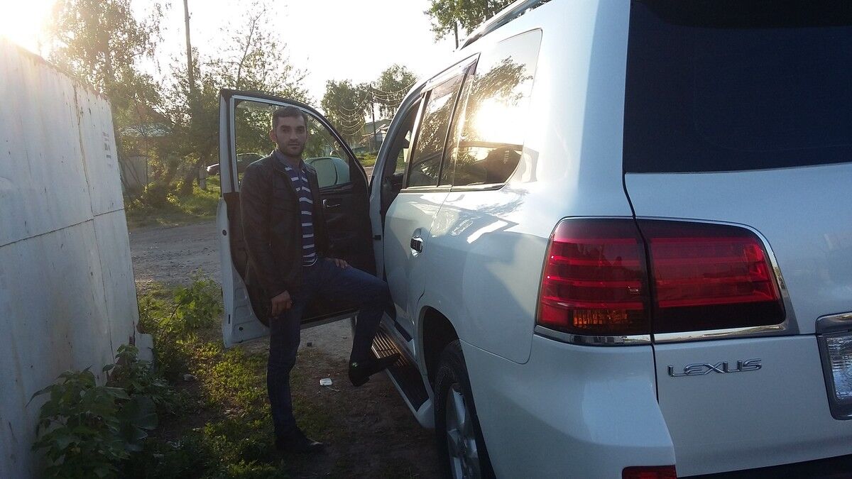  ,   Emil, 35 ,   ,   , c 
