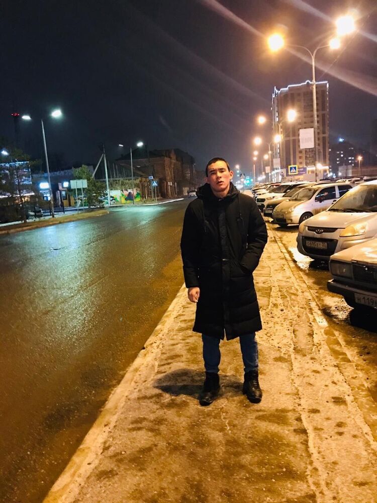  27444025  , 24 ,    -