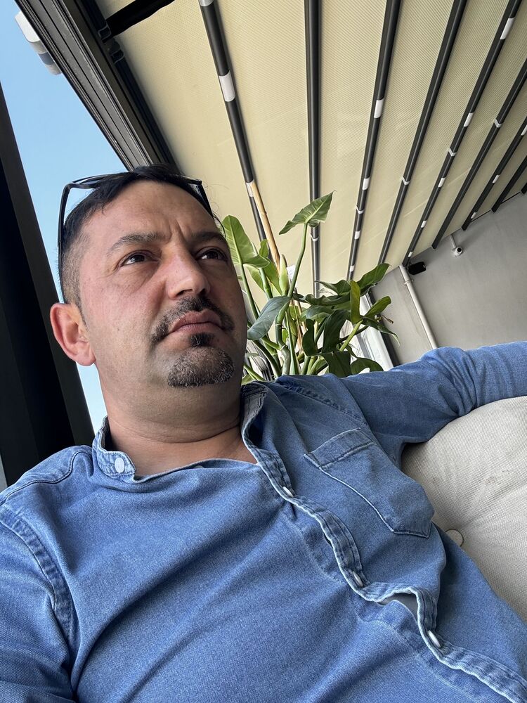  52000635  Aliy, 37 ,    Haiphong