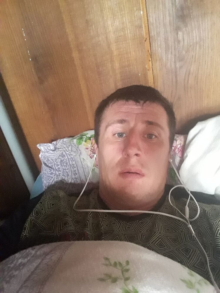  16103005  Aleksey, 43 ,    
