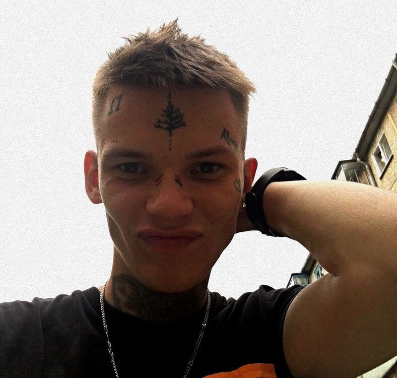 ���� 42105595 ����� ������, 24 ����, ���� ���������� � ������