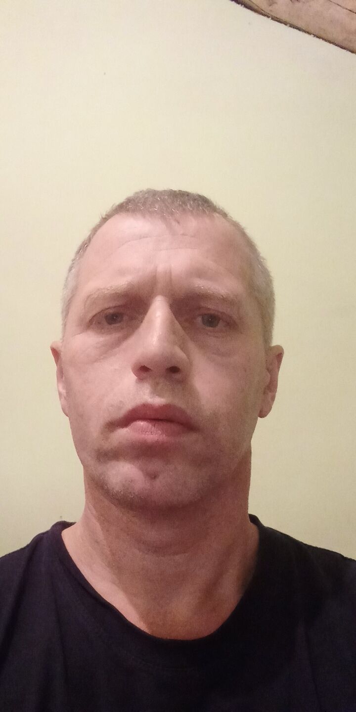  48268875  , 41 ,    
