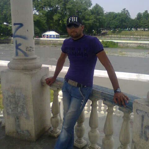  4176095  ADAM, 38 ,    