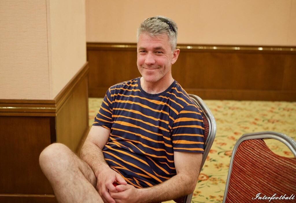  ,   Mik, 55 ,   ,   