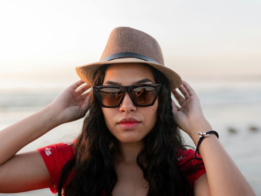  52363915  Carrie, 46 ,    