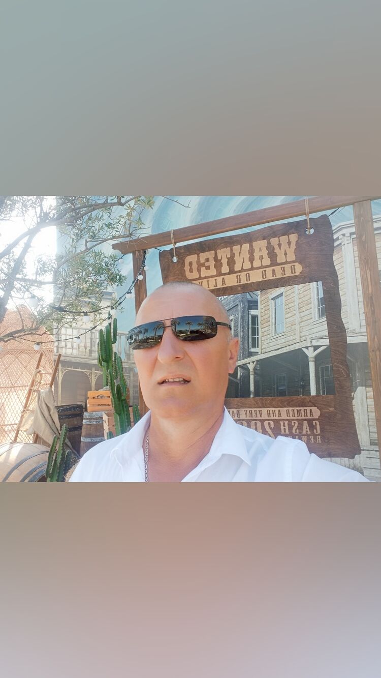  37931365  , 49 ,    