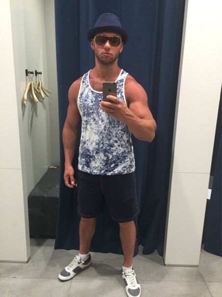  ,   Konstantin, 40 ,     , c 