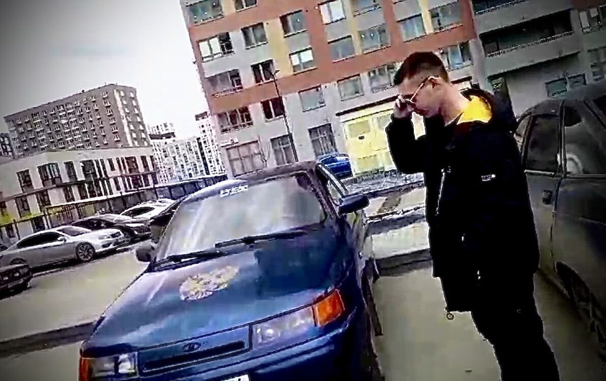  42591115  , 24 ,    